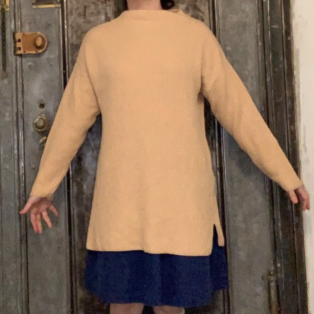 Small Medium large Vintage 80s pierre cardin camel color thick ribbed  knit cott